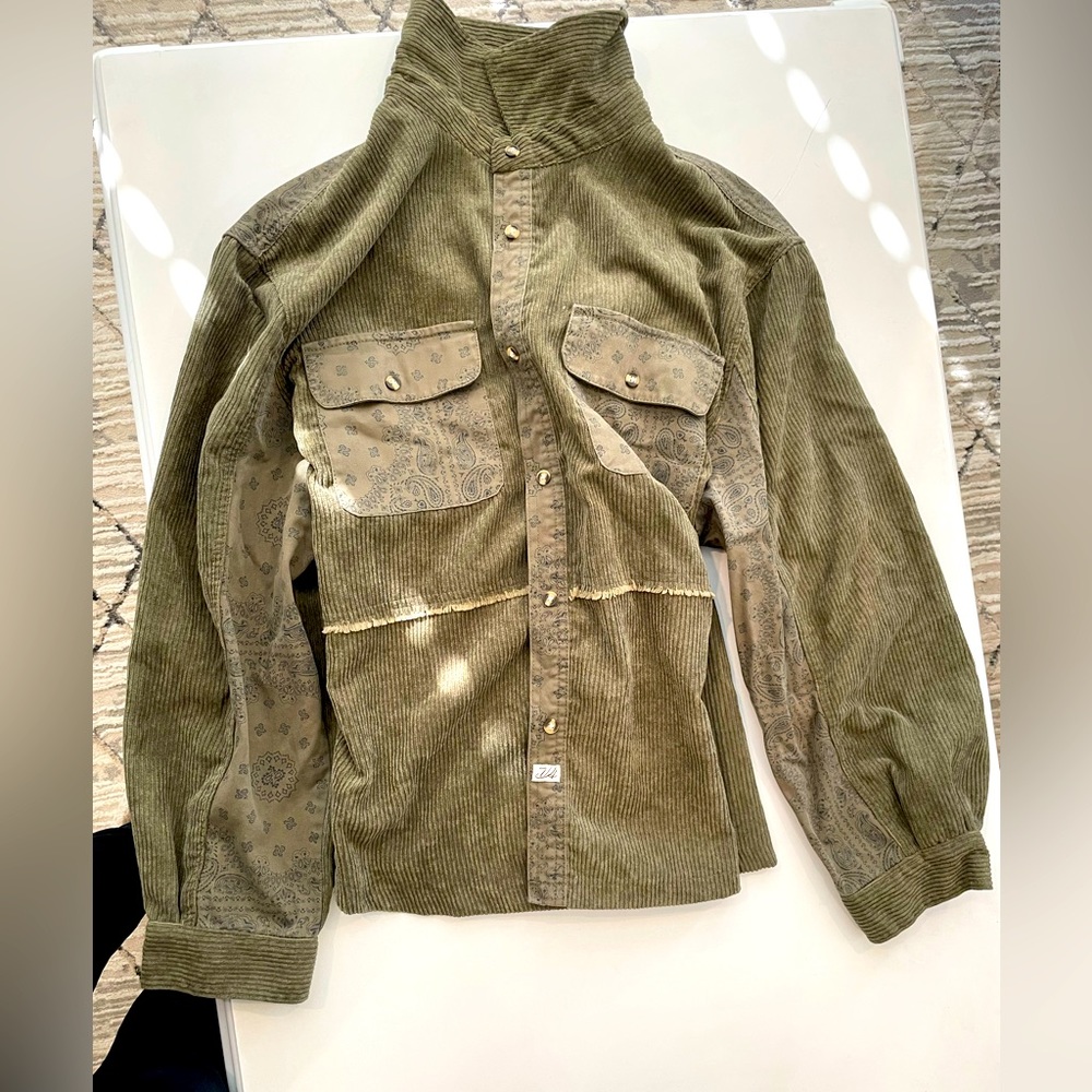 NWOT Olive corduroy medium shacket